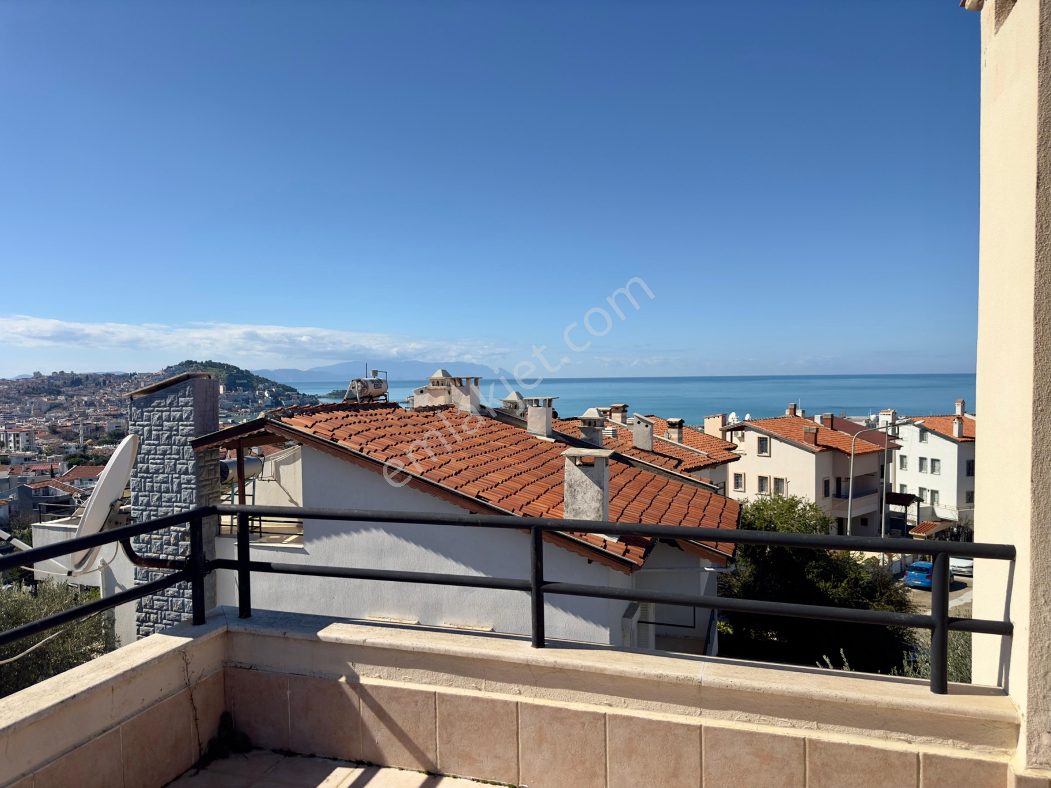 Kuşadası Marinada Satılık 5+2 Villa - Görsel 24