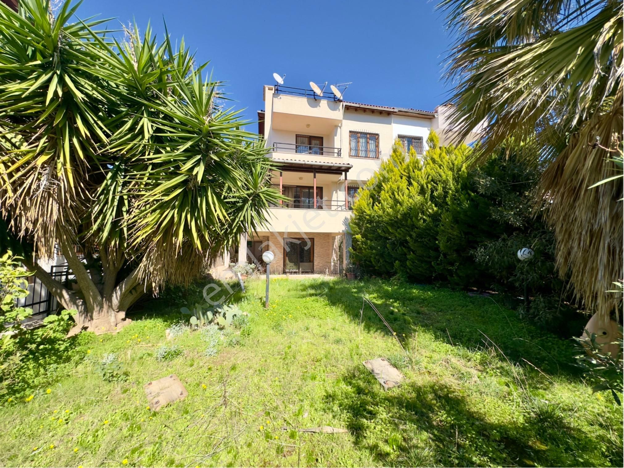 Kuşadası Marinada Satılık 5+2 Villa - Görsel 32