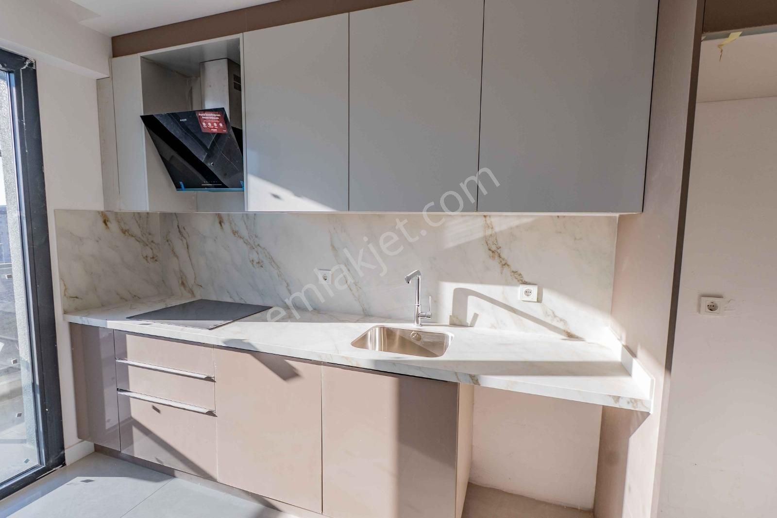 Çanakkale Esenler Referans 17 Satılık 2+1 Daire