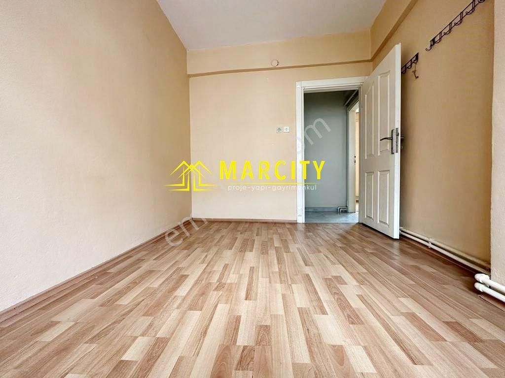 Marcity'den Siyavuşpaşa Merkezde Kentselle Girmiş Yatırımlık 2+1 Köşe Binada - Görsel 15