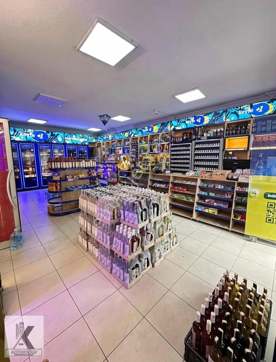 Denizköşkler Mah Cadde Üzerinde Metrobüs Yanı 200m2 Depolu Dükkn - Görsel 25