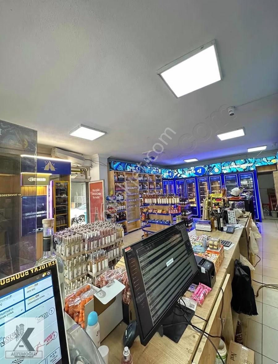 Denizköşkler Mah Cadde Üzerinde Metrobüs Yanı 200m2 Depolu Dükkn - Görsel 13