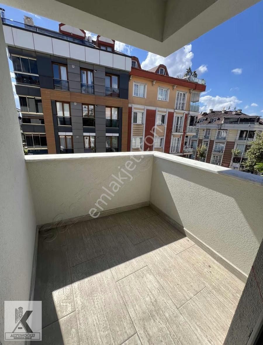 Villa Tipi Cihangir Metrobüs Yanı Köşe Başı Sıfır Asansörlü 2+1 - Görsel 7