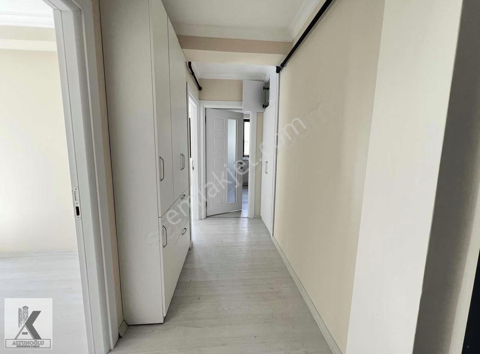 Villa Tipi Cihangir Metrobüs Yanı Köşe Başı Sıfır Asansörlü 2+1 - Görsel 3