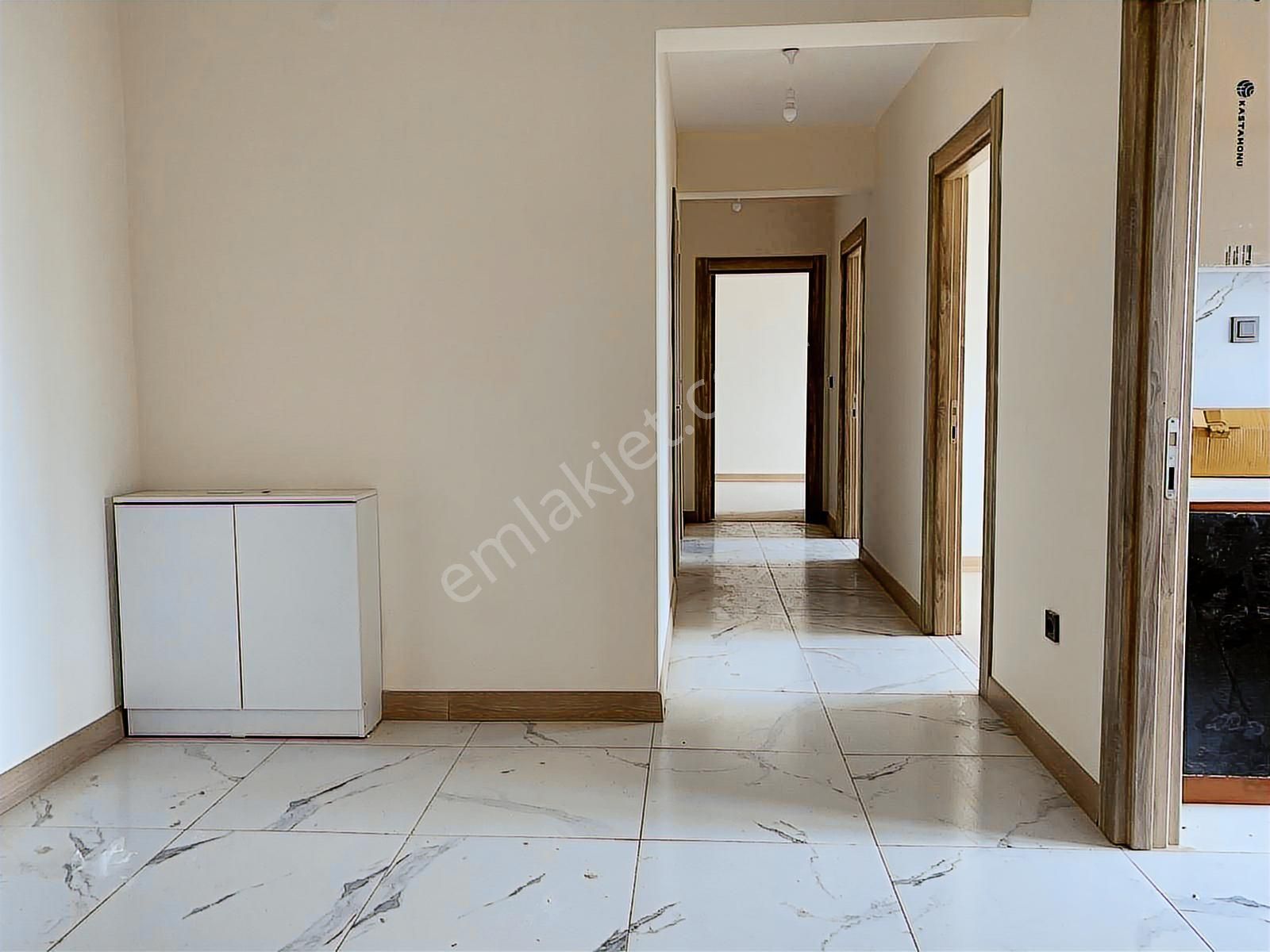 Maltepe Tokide 3+1 Kiralık Daire - Görsel 13