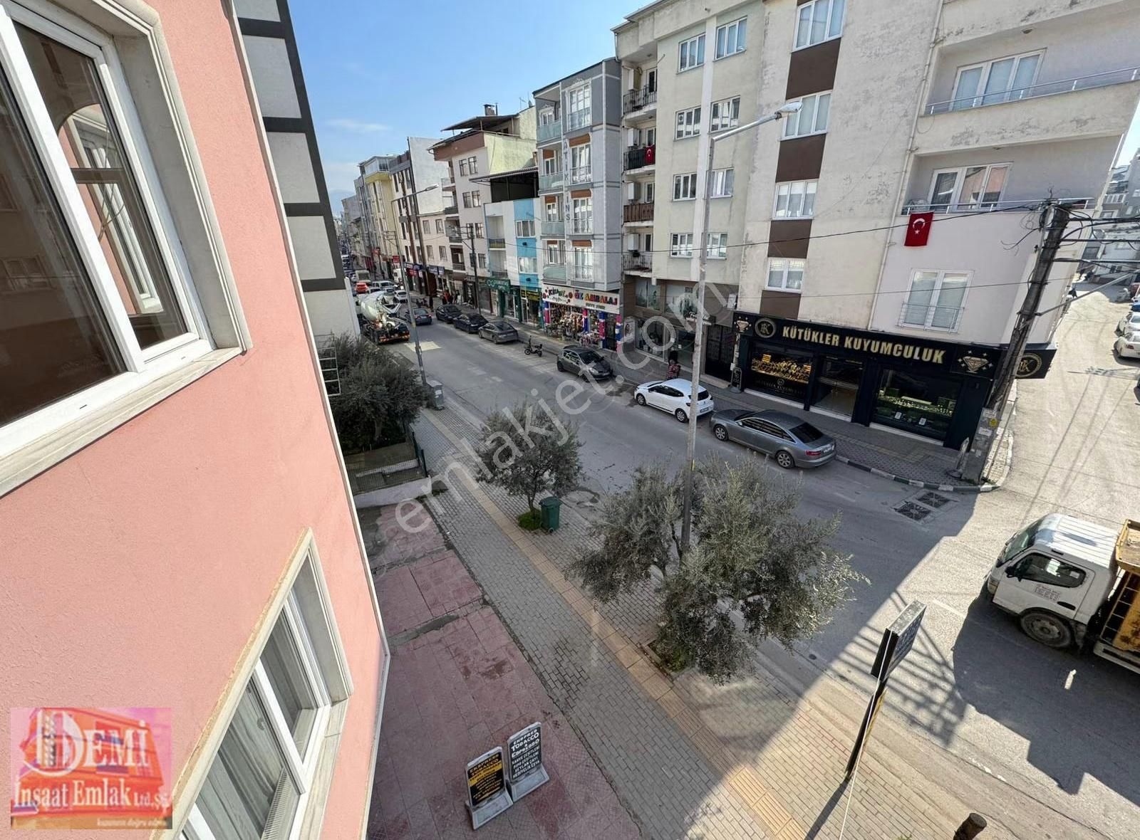 Osmangazi Demirtaş Sakarya Mahallesi Kiralık 3+1 Daire - Görsel 2
