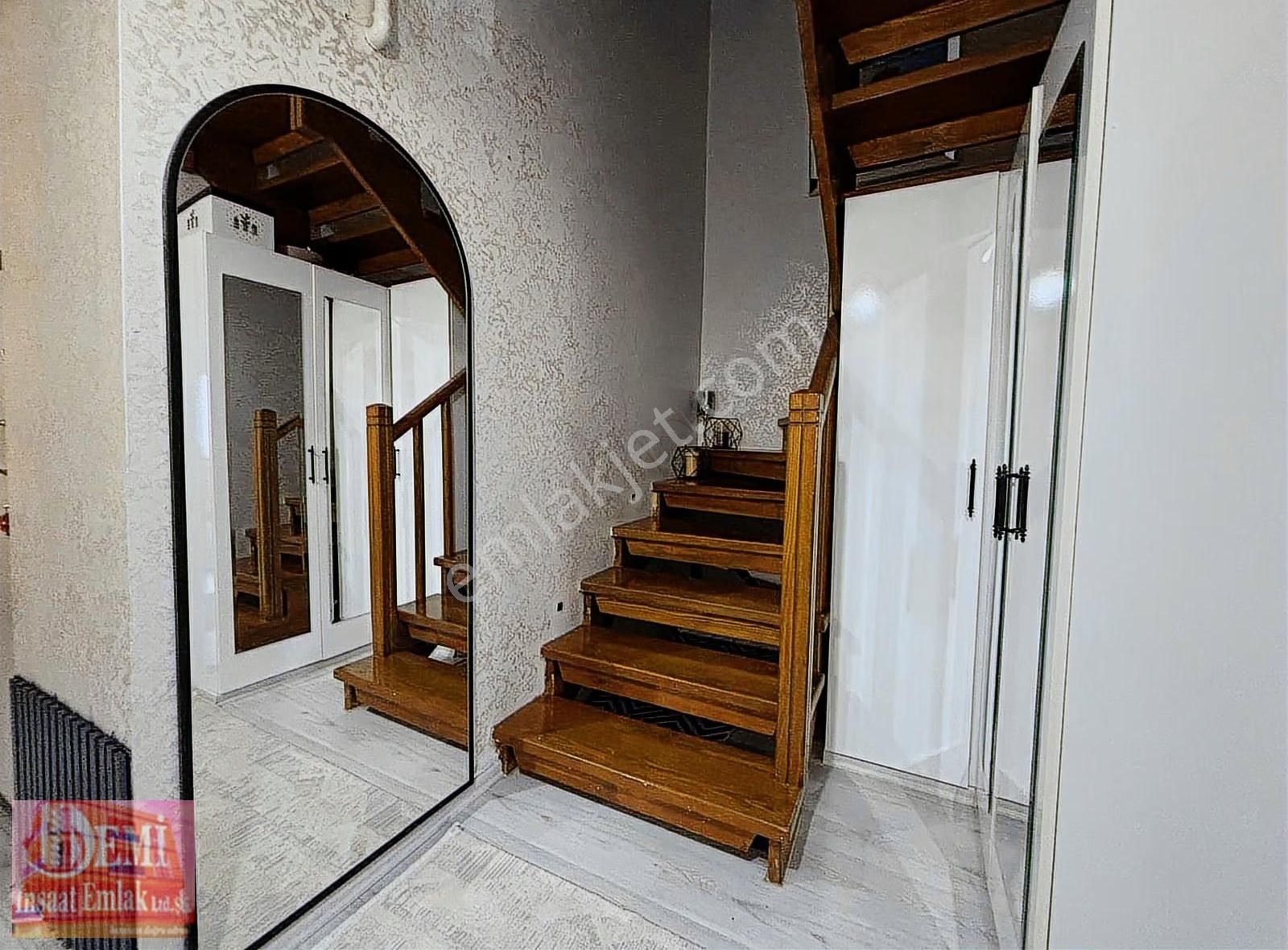 Demirtaş Cumhuriyet Mahallesinde Yenilenmiş 4+1 Dubleks Daire - Görsel 18