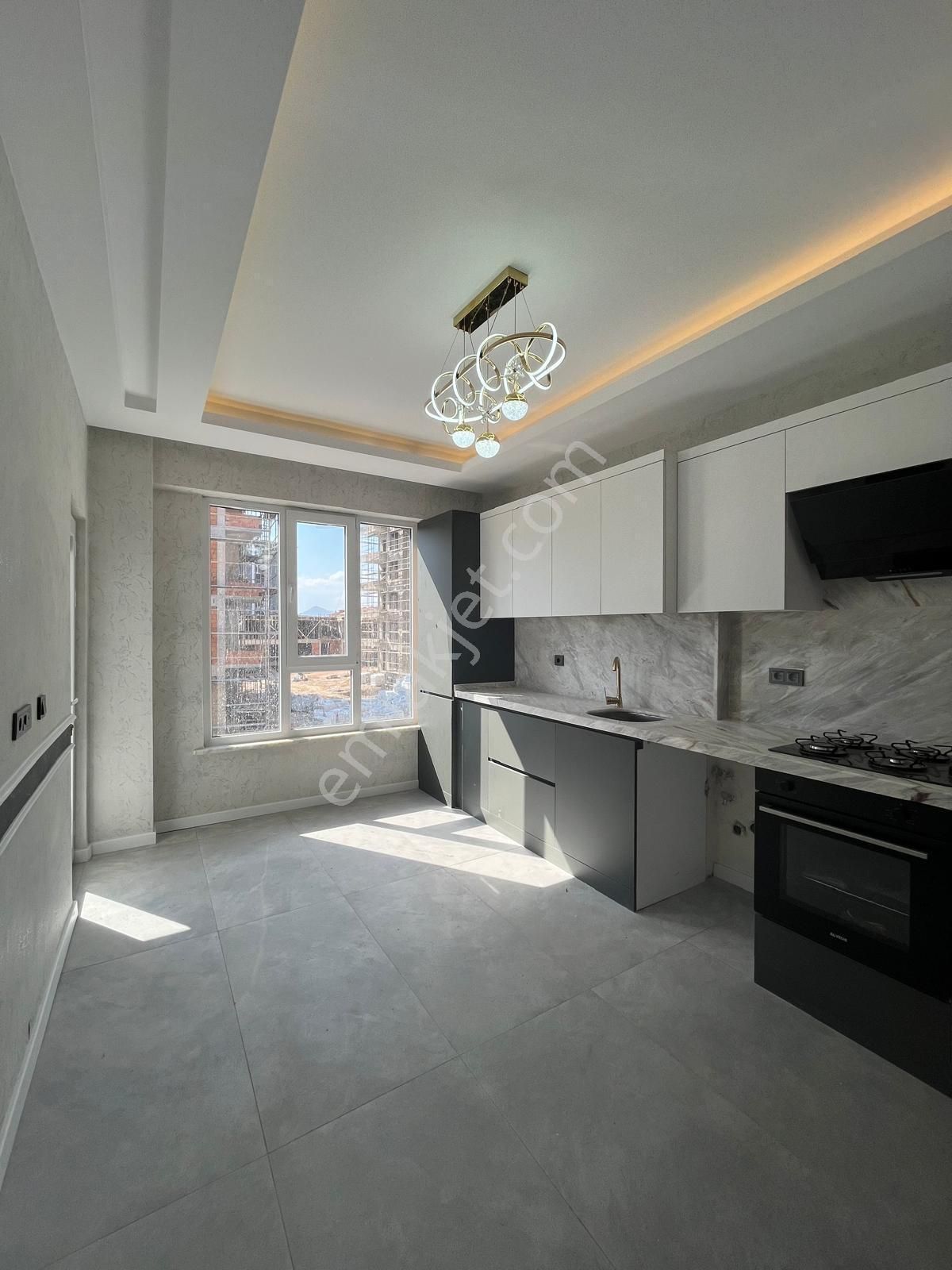 Akabe Mh. Adliye Şehir Hast. Yakını 3+1 Ultra Lüks Giriş Daire - Görsel 2