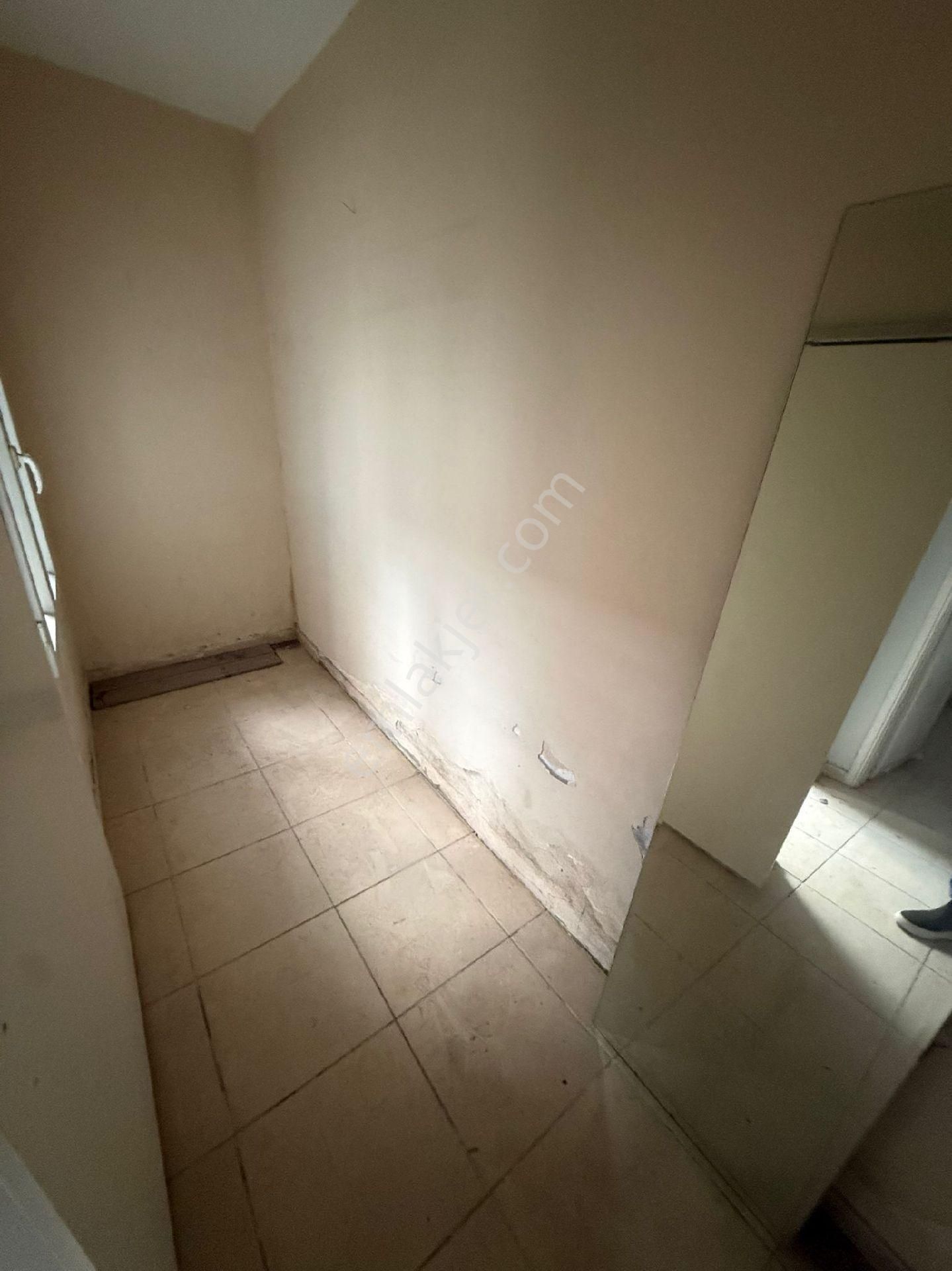 Adana Ziyapaşa Mahallesinde Komple Satılık Ev - Görsel 11