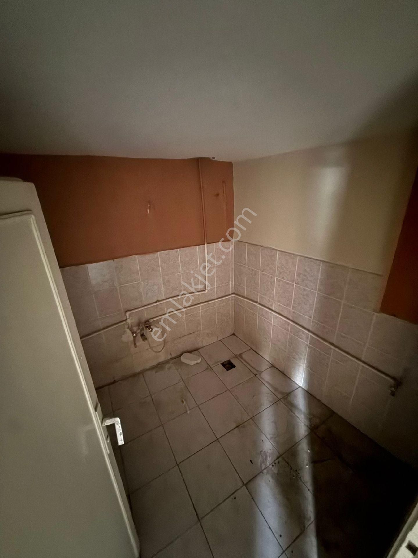 Adana Ziyapaşa Mahallesinde Komple Satılık Ev - Görsel 6