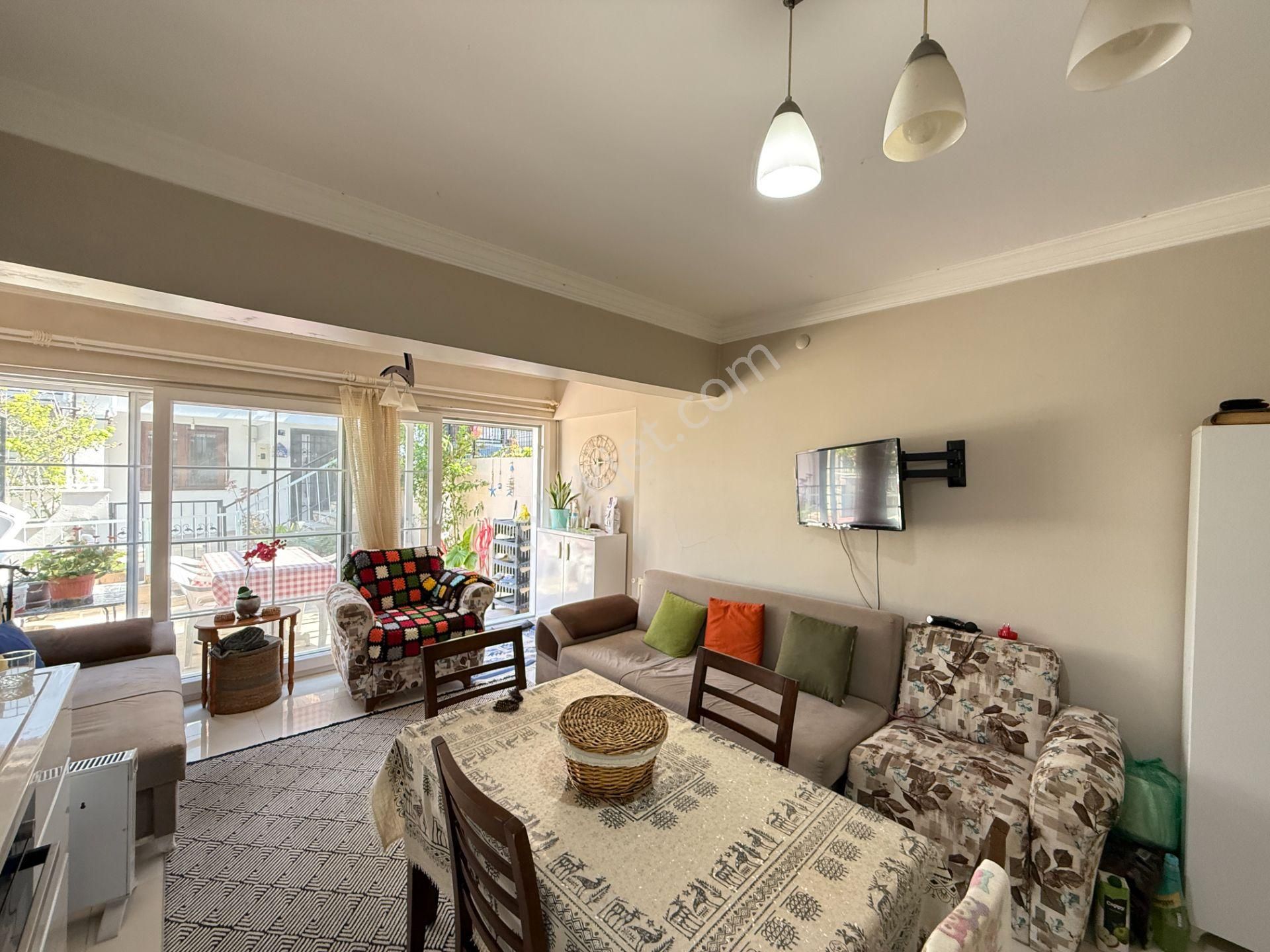 Kuşadası Mavi Yaka Sitesinde Bakımlı Satılık 4+1 Villa - Görsel 12