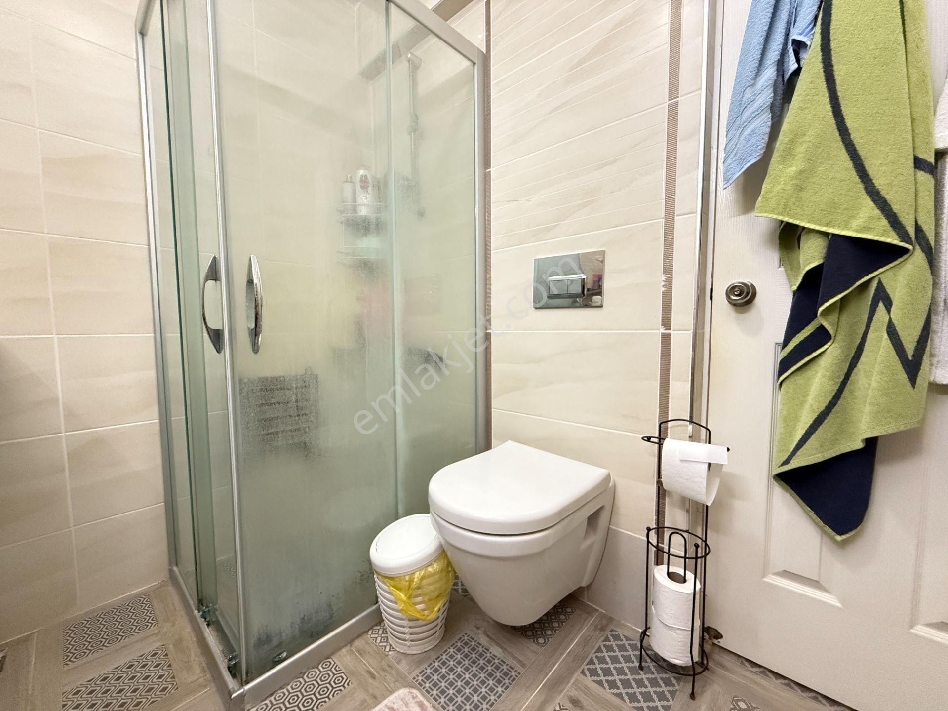 Kuşadası Mavi Yaka Sitesinde Bakımlı Satılık 4+1 Villa - Görsel 23