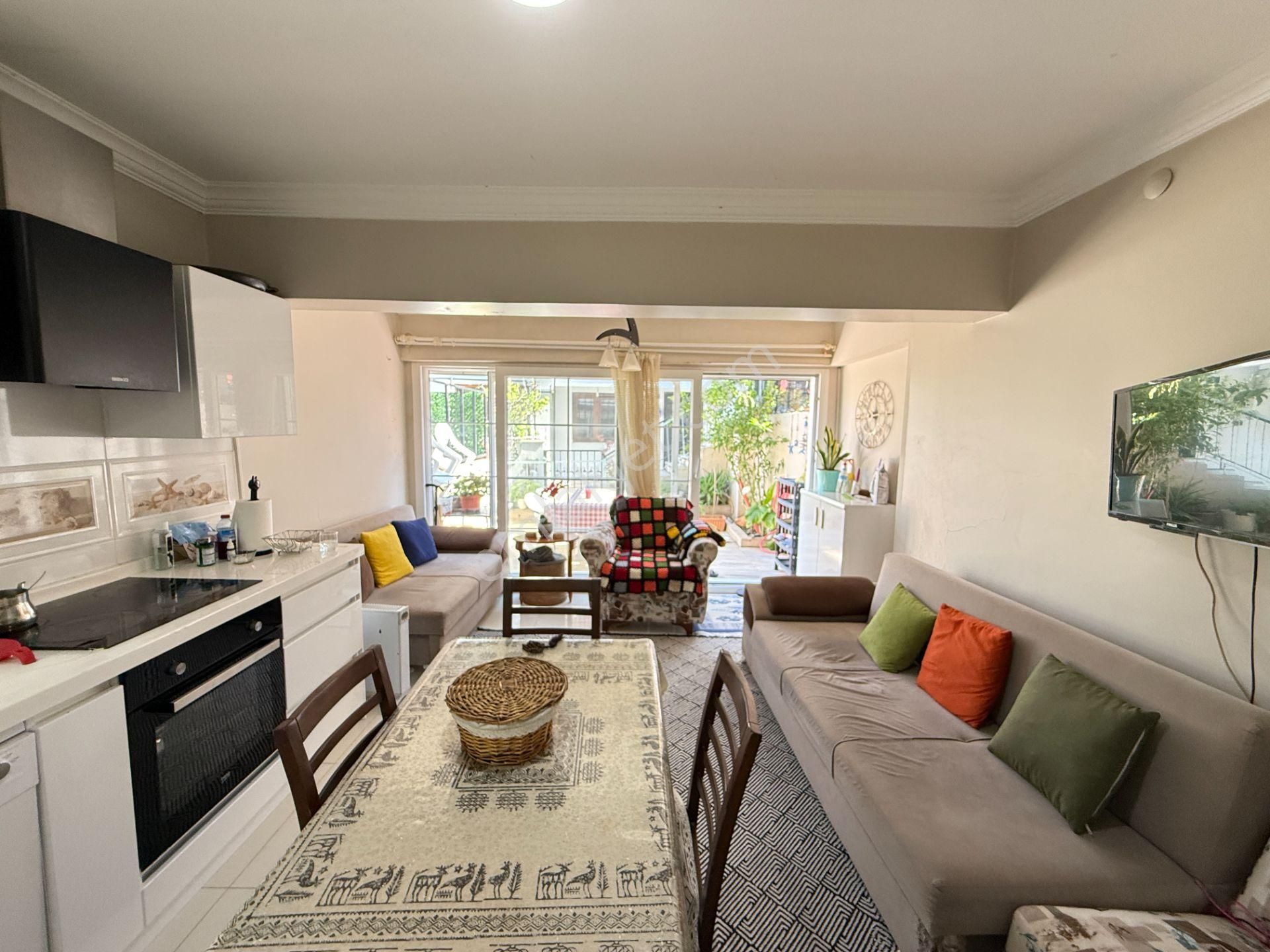 Kuşadası Mavi Yaka Sitesinde Bakımlı Satılık 4+1 Villa - Görsel 13