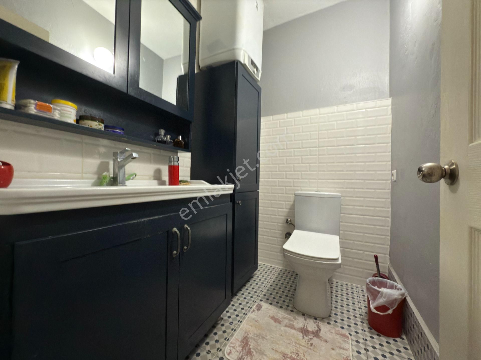 Kuşadası Mavi Yaka Sitesinde Bakımlı Satılık 4+1 Villa - Görsel 16