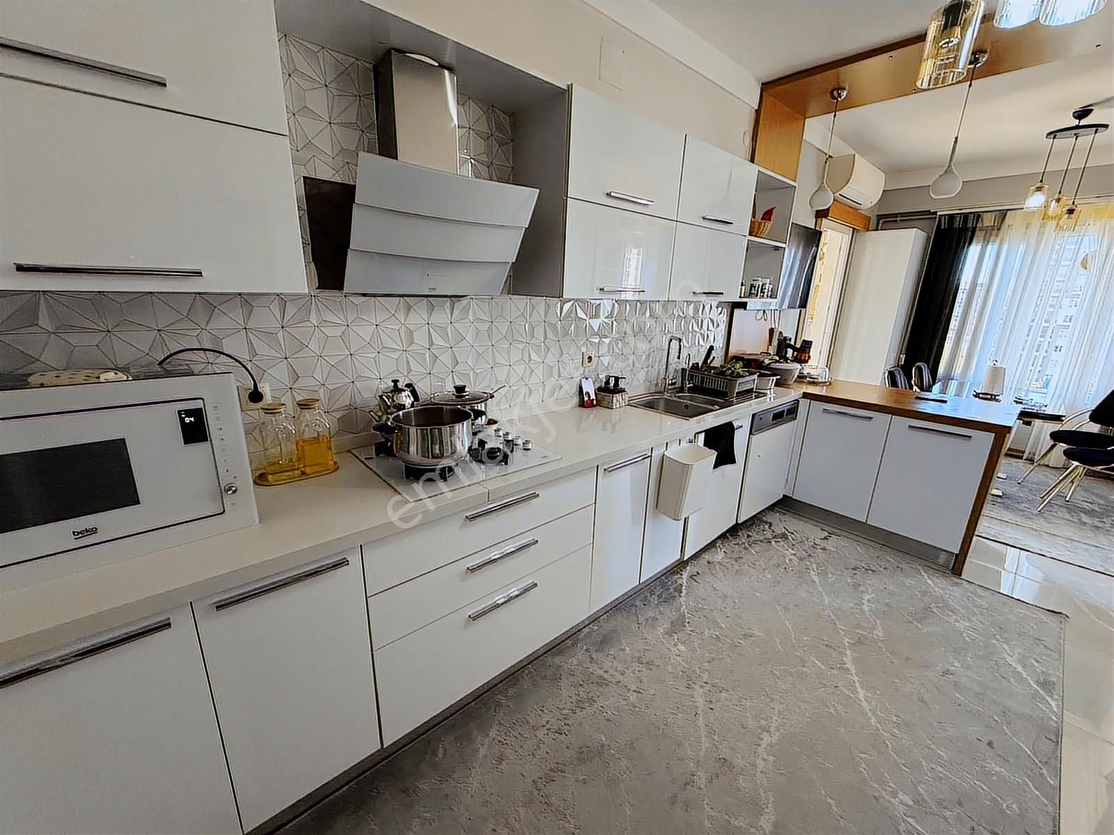 Yaşarsoy Gyodan Ataşehir Prestij Sites Peyzaj Cepheli 4+1 Daire - Görsel 30