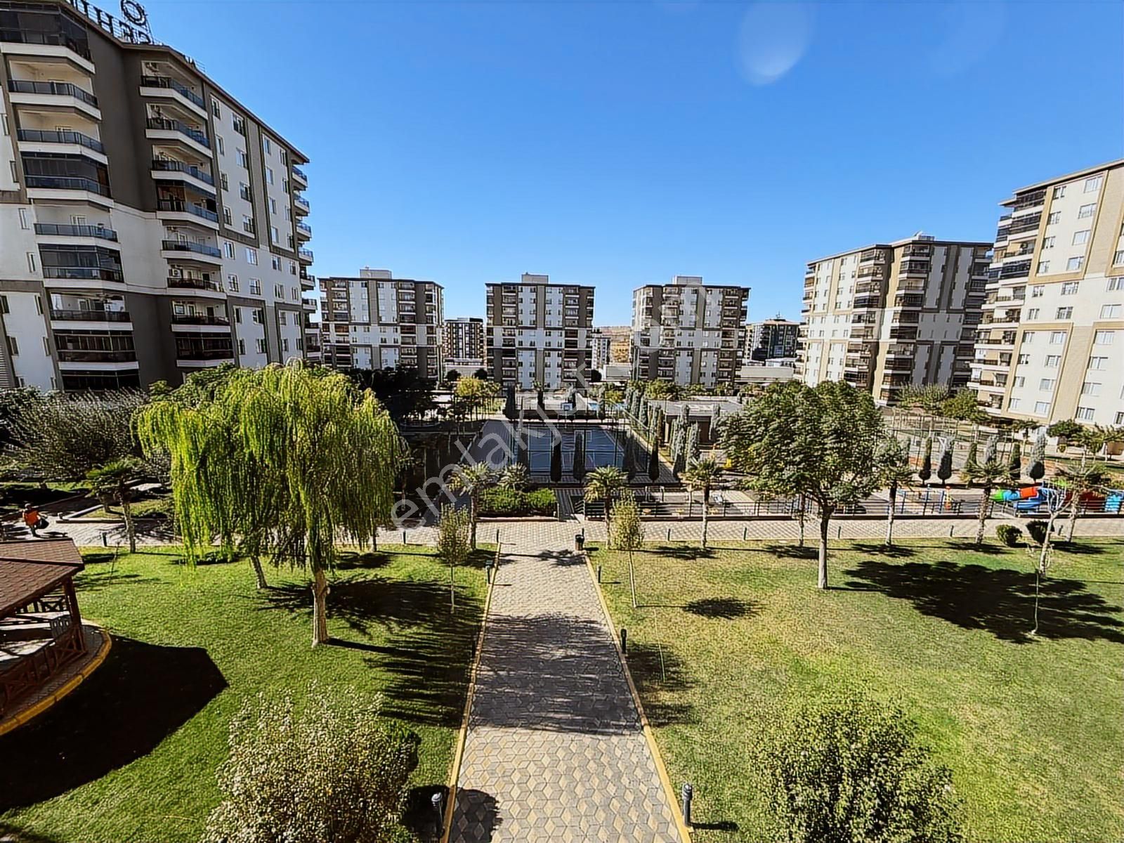 Yaşarsoy Gyodan Ataşehir Prestij Sites Peyzaj Cepheli 4+1 Daire - Görsel 6