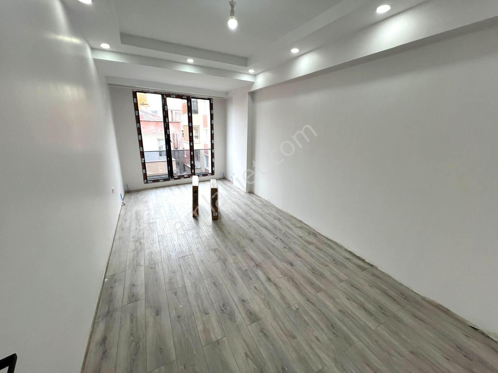 İmren Gayrimenkulden Satılık 2+1 85 M2 2.kat Kapalı Otoparklı Yeni Bina - Görsel 3