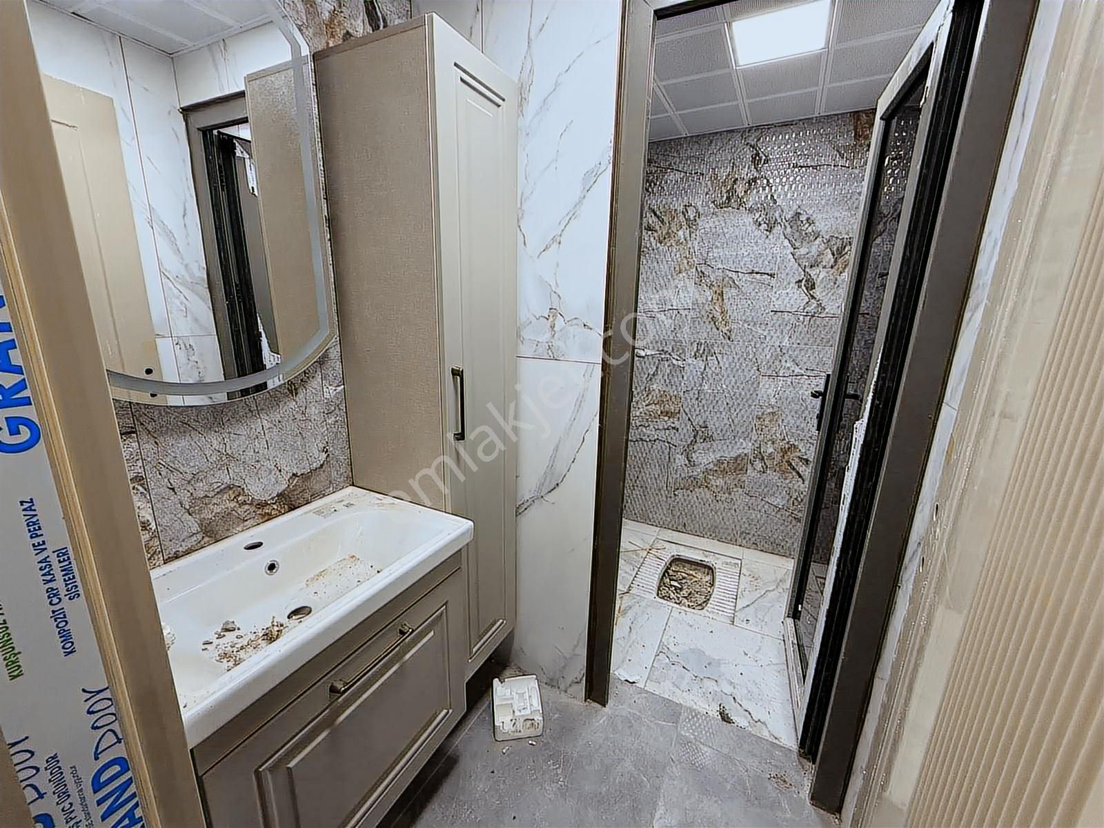 Yaşarsoy Gyo K.köprü Seyrantepe 2 Bloklu 3+1 Full Lüks Daireler - Görsel 18