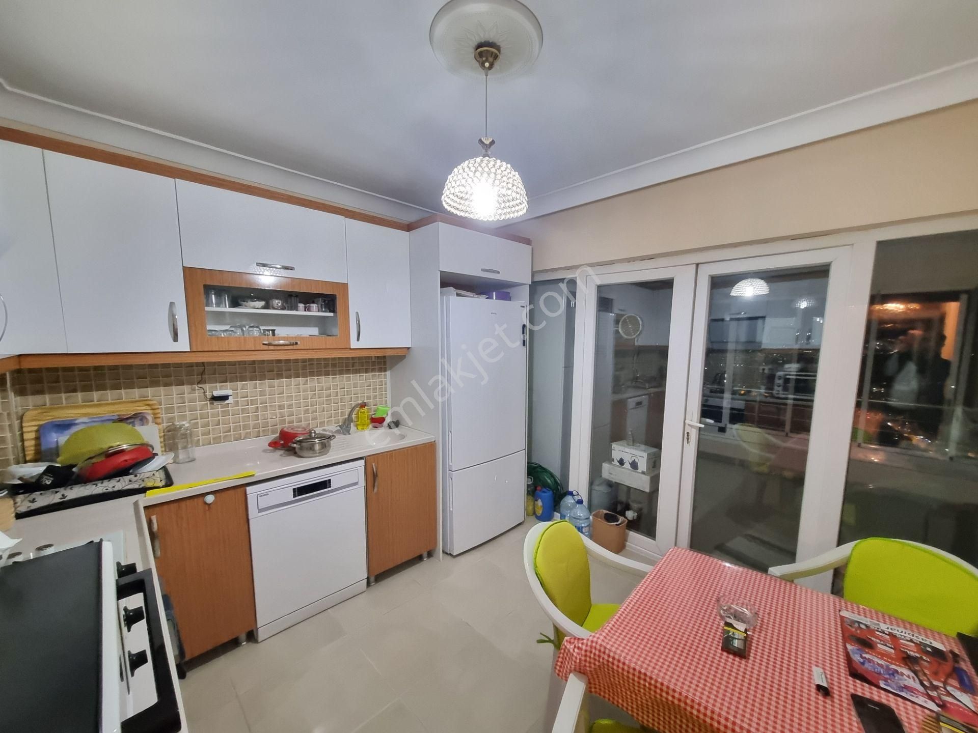 Çiğdemtepe'de - Önü Açık, 4+1 - Ara Kat - 2 Cam Balkonlu - Geniş - Görsel 8