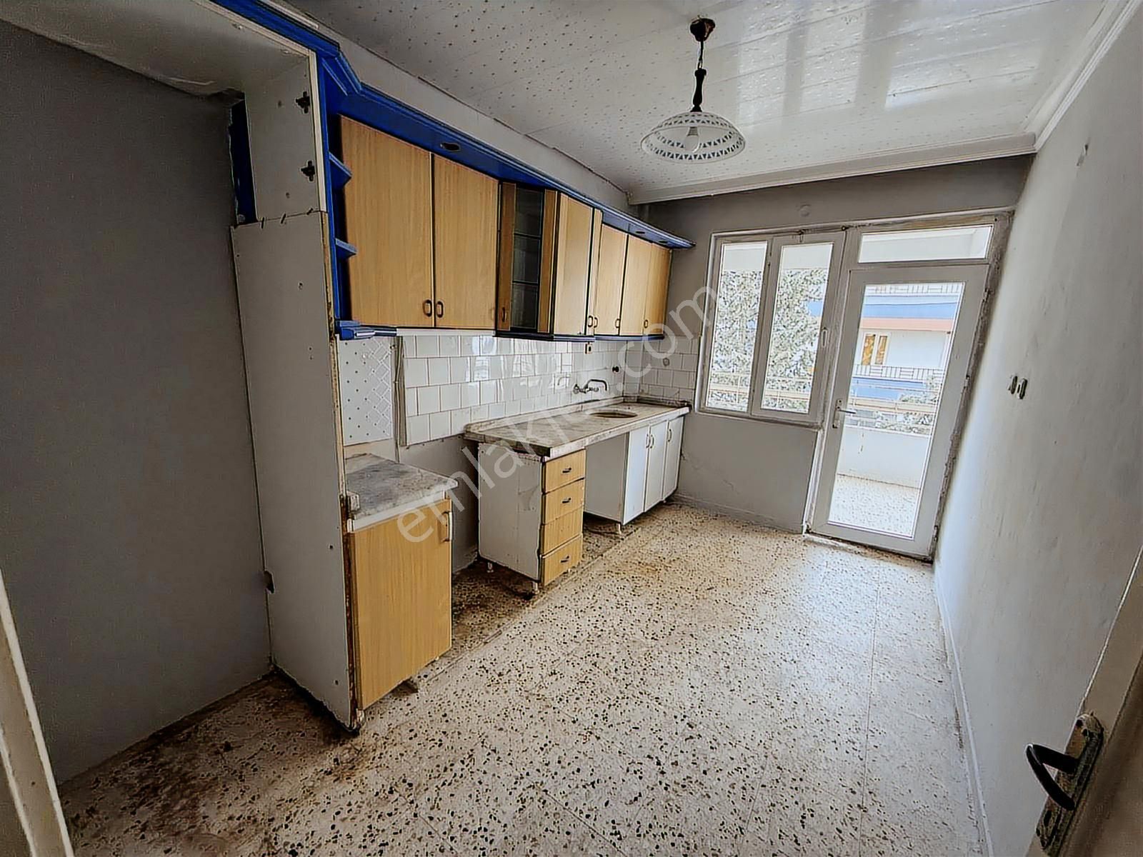 Yaşarsoy Gyodan K.köprü Belediye Yanı Sefa Koop. 3+1 Uygun Daire - Görsel 8