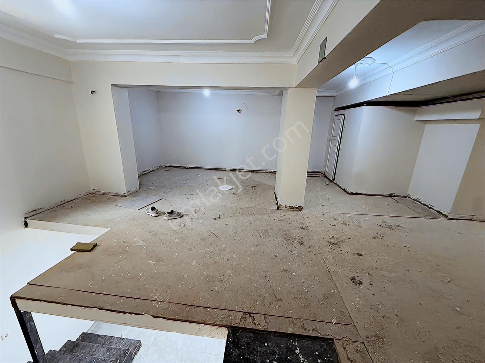 Yaşarsoy Gyo'dan Haliliye Tandoğan Caddesi Üstü 3 Katlı Dükkan - Görsel 13