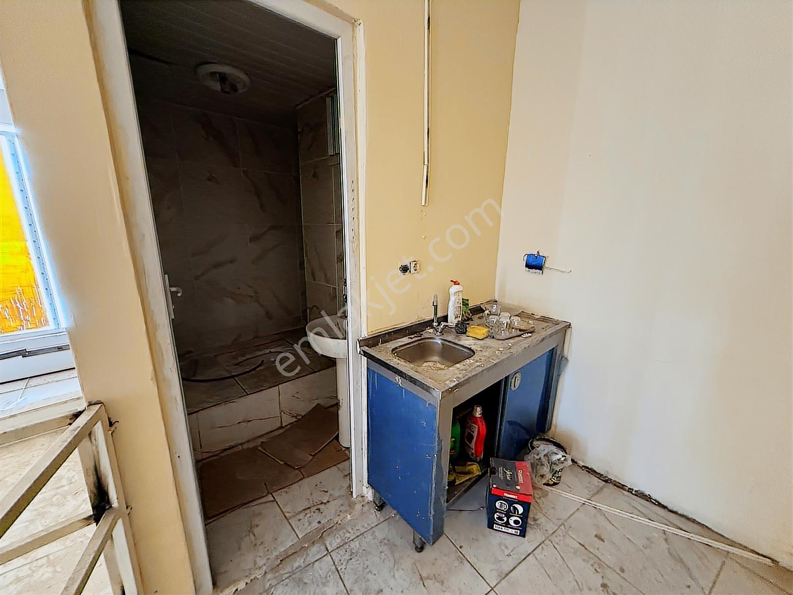 Yaşarsoy Gyo'dan Ahmet Yevesi'de Köşebaşı 600mt Kiralık Dükkan - Görsel 15