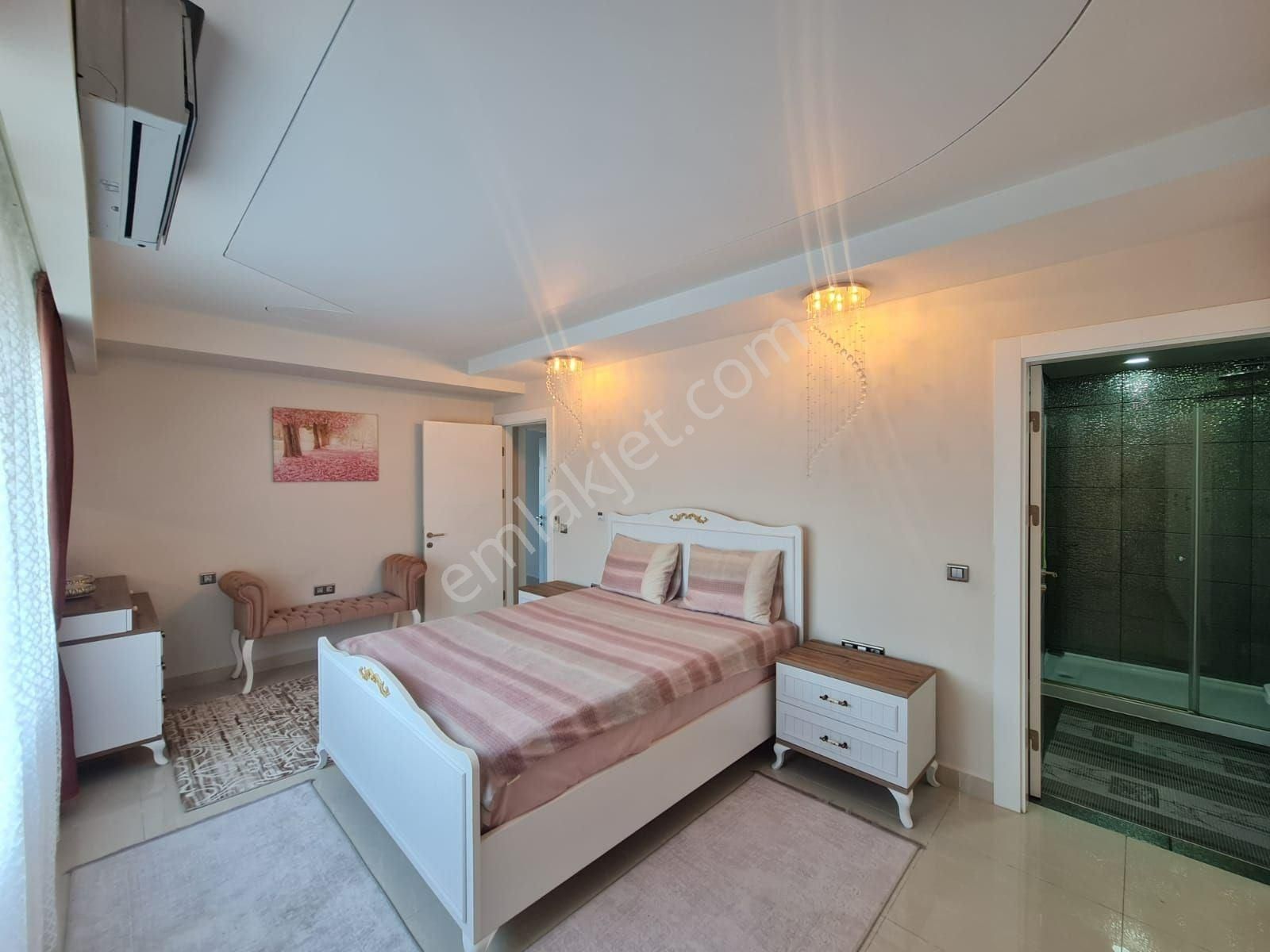 Alanya Mahmutlar – Full Eşyalı, Dağ–deniz Ve Havuz Manzaralı Lüks 3+1 Daire - Görsel 16