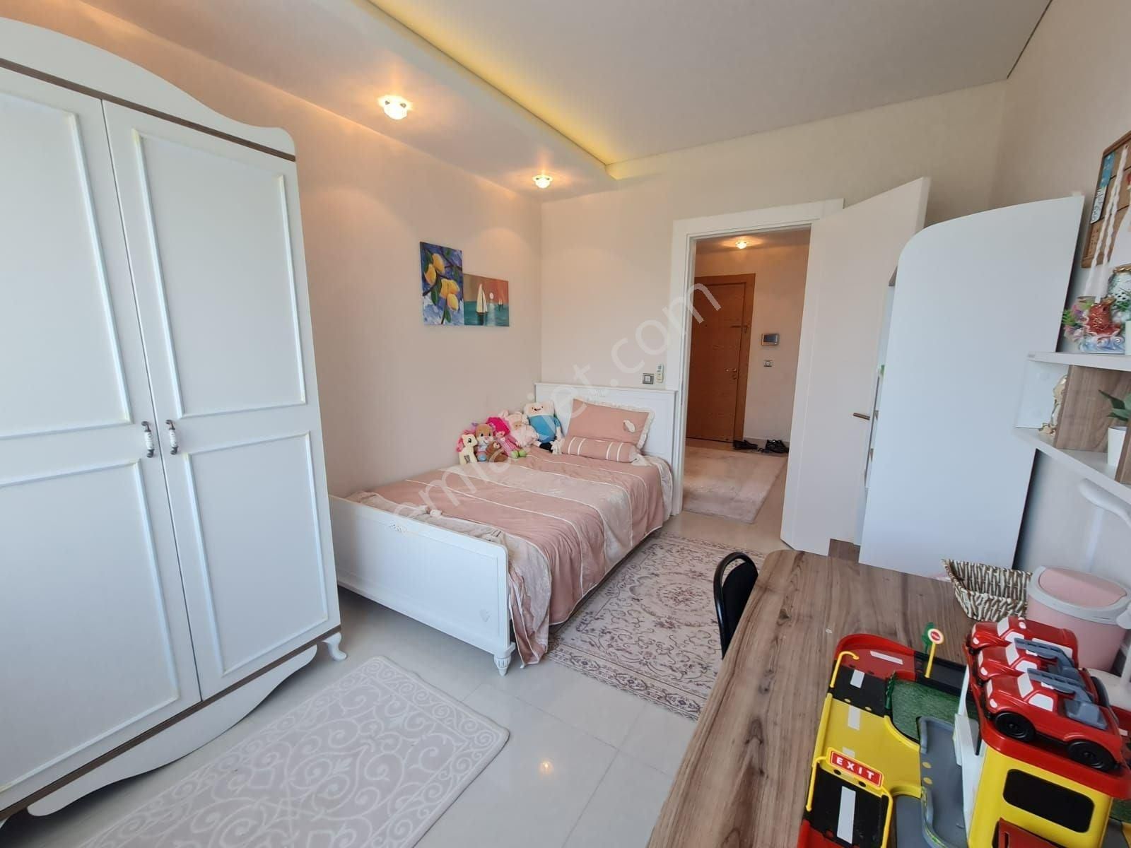 Alanya Mahmutlar – Full Eşyalı, Dağ–deniz Ve Havuz Manzaralı Lüks 3+1 Daire - Görsel 22