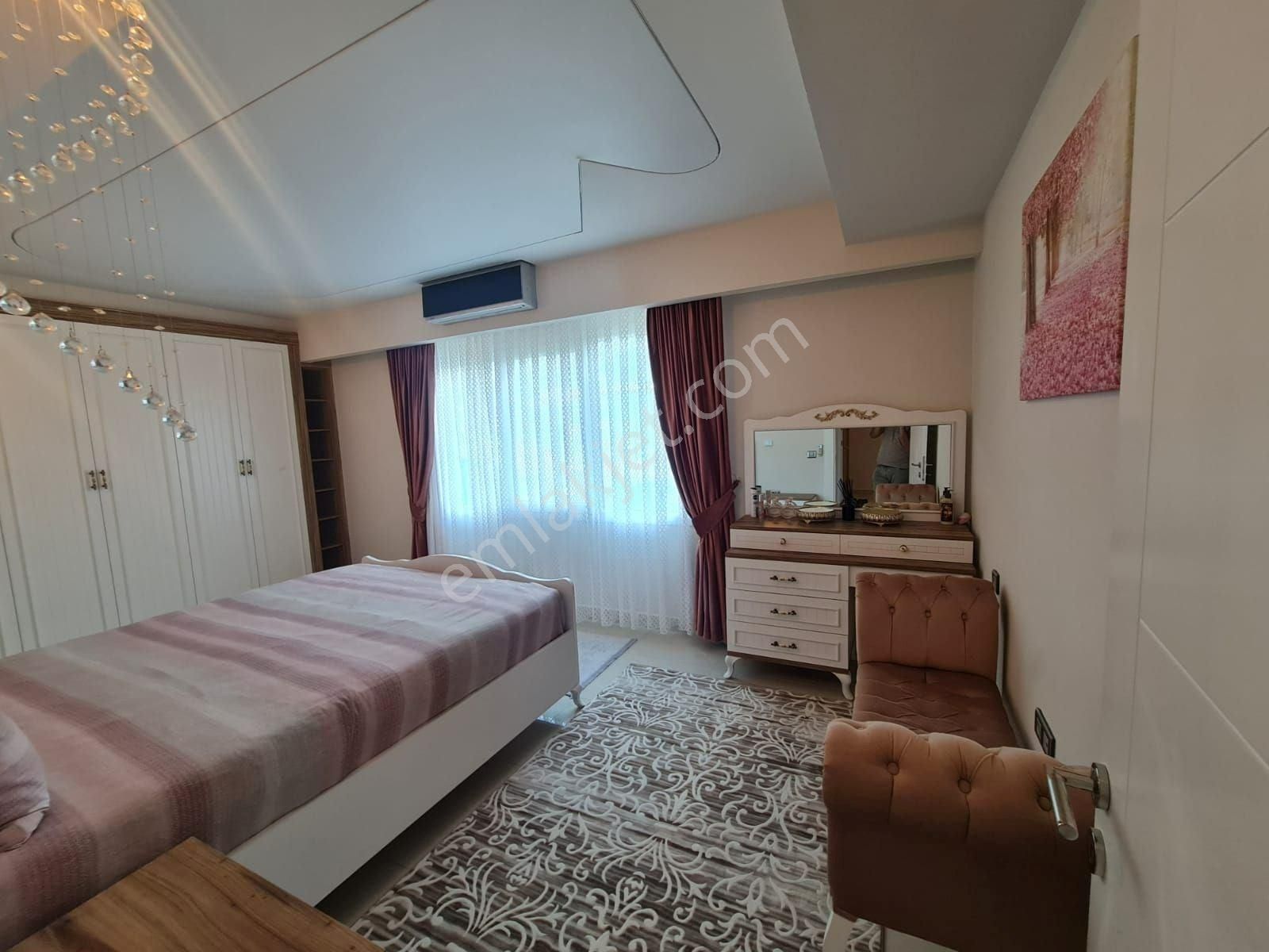 Alanya Mahmutlar – Full Eşyalı, Dağ–deniz Ve Havuz Manzaralı Lüks 3+1 Daire - Görsel 17