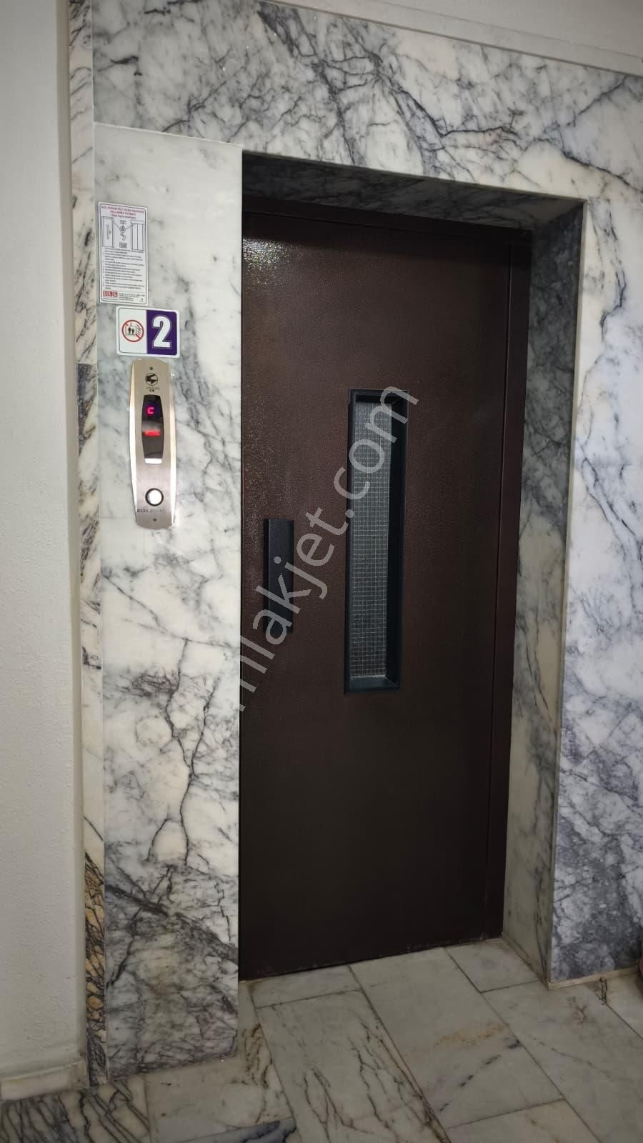 Güvenlikli ,site İçerisinde,asansörlü Satılık 2+1 Daire - Görsel 25