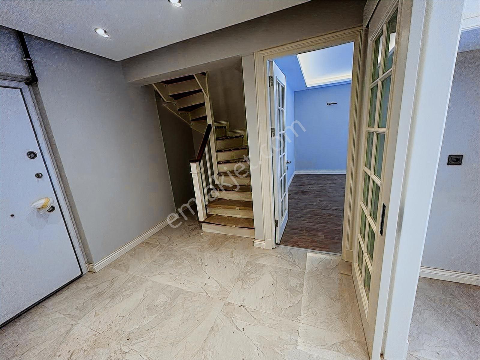 Üsküdar Altunizade'de 5+2 Net 200m2 Lüks Satılık Dubleks Daire - Görsel 7