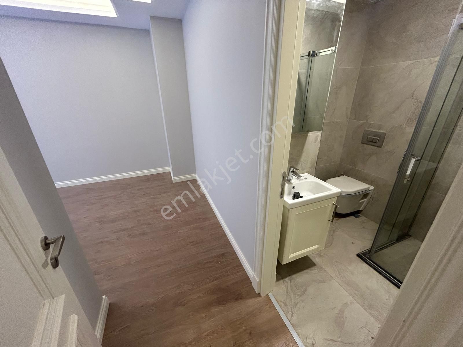 Üsküdar Altunizade'de 5+2 Net 200m2 Lüks Satılık Dubleks Daire - Görsel 33