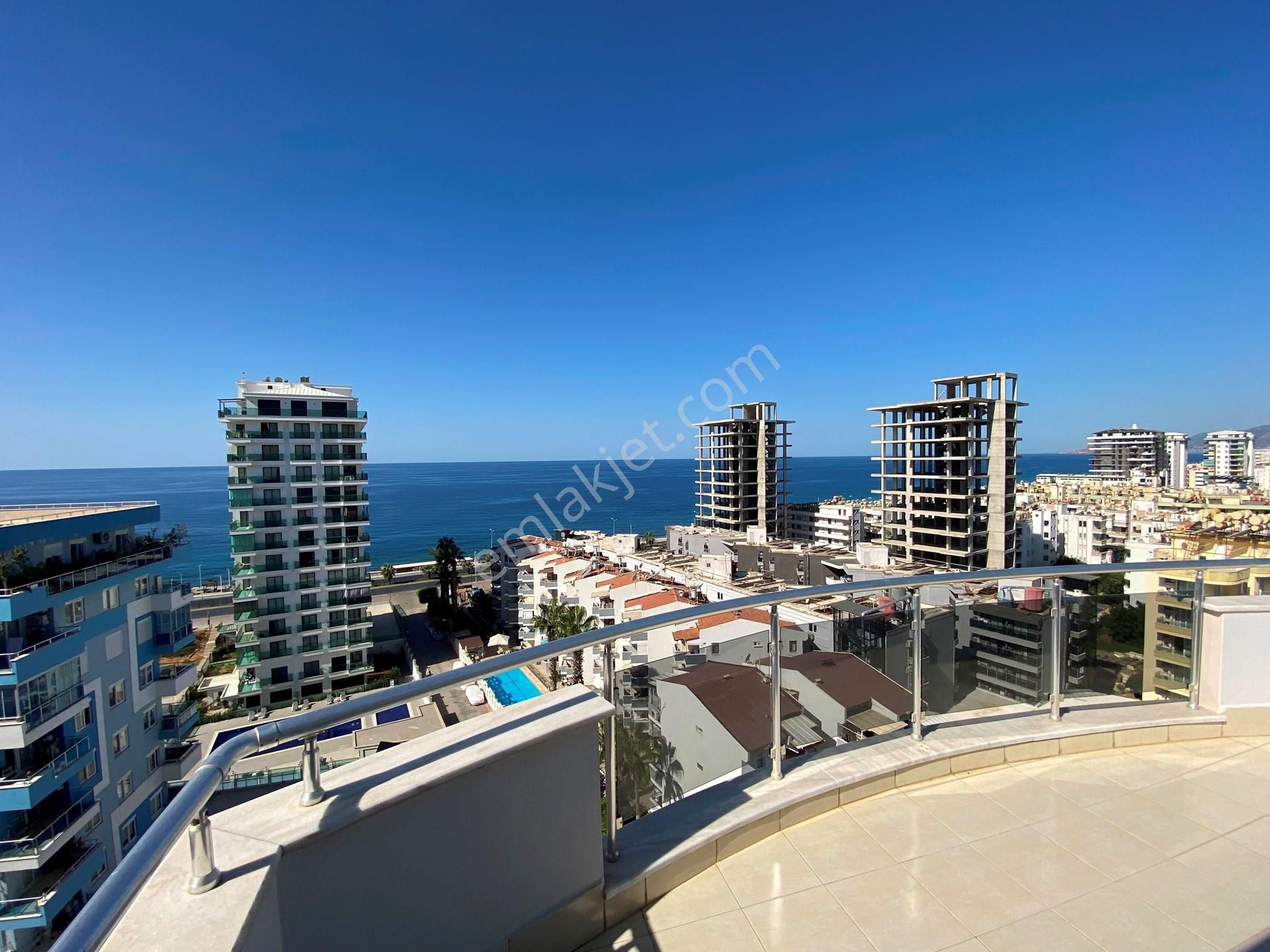 Alanya Mahmutlar’da Panoramik Deniz & Dağ Manzaralı 3+1 Dubleks - Görsel 16