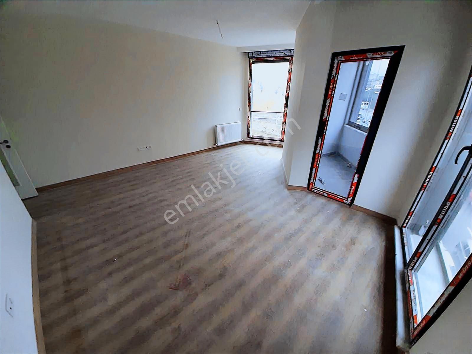 İbar'dan Küçükyalı Atatürk Cad Üzeri Ön Köşe Daire 3+1 - Görsel 14