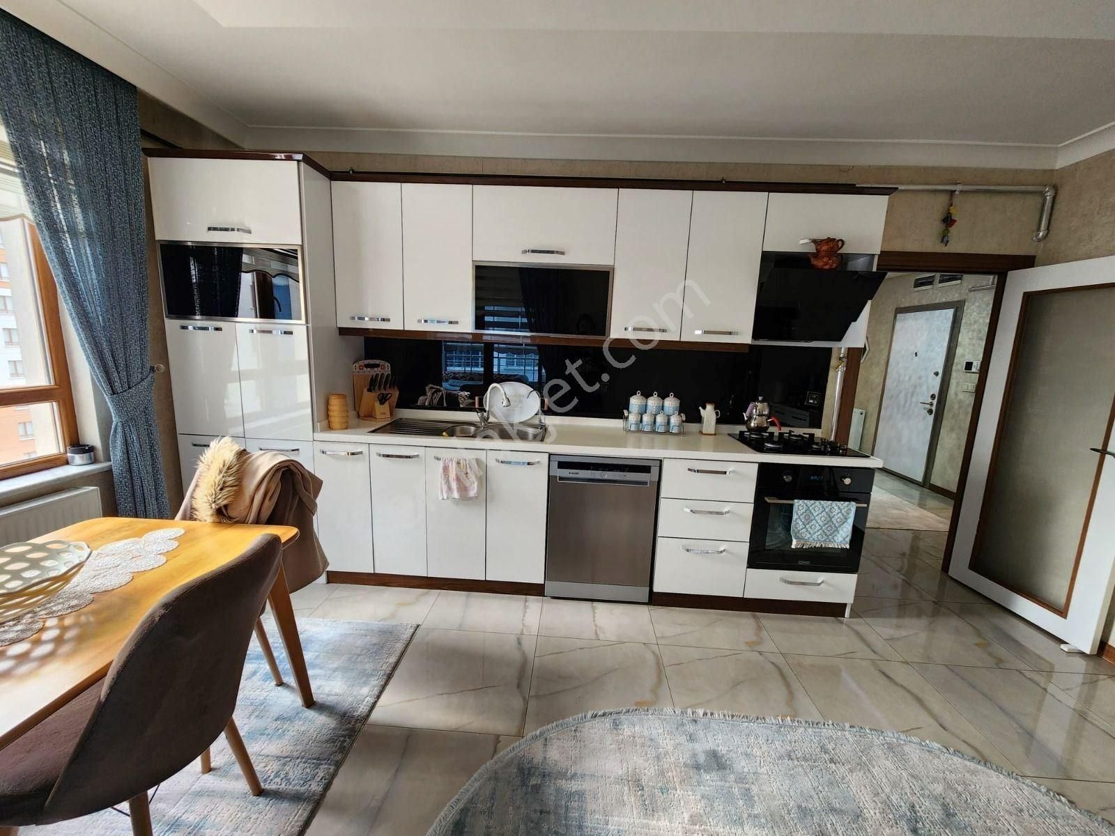 Güneşevlerde 3+1 Geniş Site İçinde Ultra Lüks Satılık Daire - Görsel 12