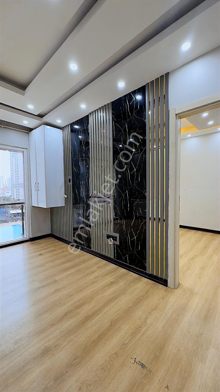 Site İçinde Yüksek Kira Garantili !! Şehir Manzaralı 1+1 Daire - Görsel 12