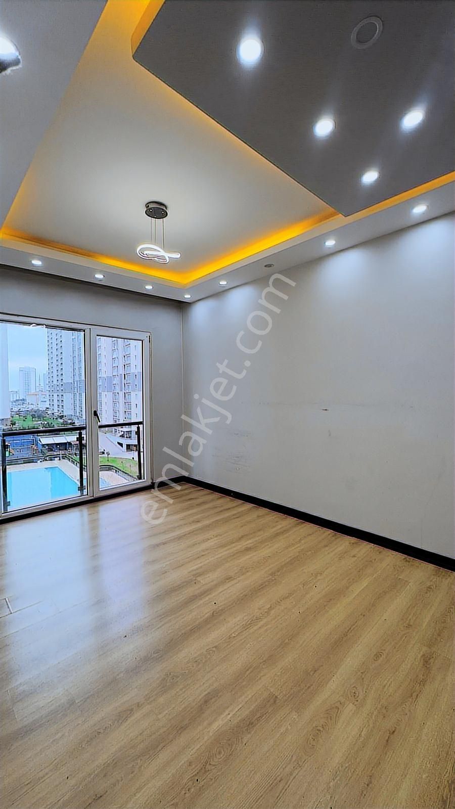 Site İçinde Yüksek Kira Garantili !! Şehir Manzaralı 1+1 Daire - Görsel 16