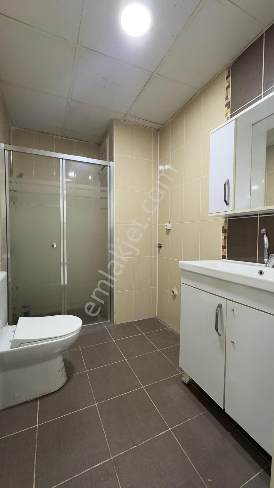 Site İçinde Yüksek Kira Garantili !! Şehir Manzaralı 1+1 Daire - Görsel 2