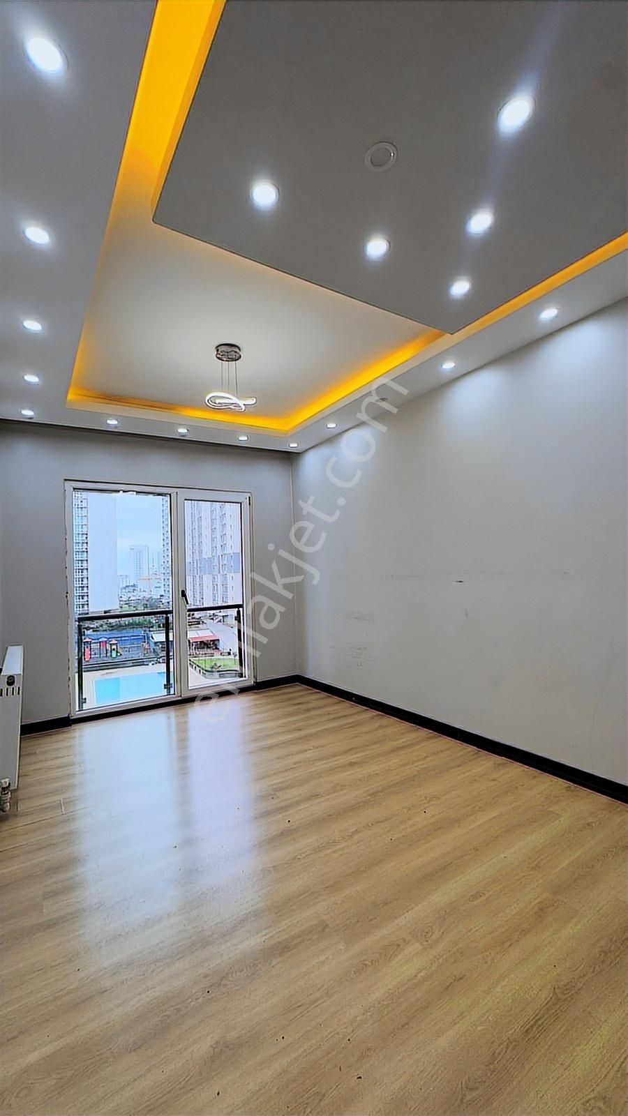 Site İçinde Yüksek Kira Garantili !! Şehir Manzaralı 1+1 Daire - Görsel 15