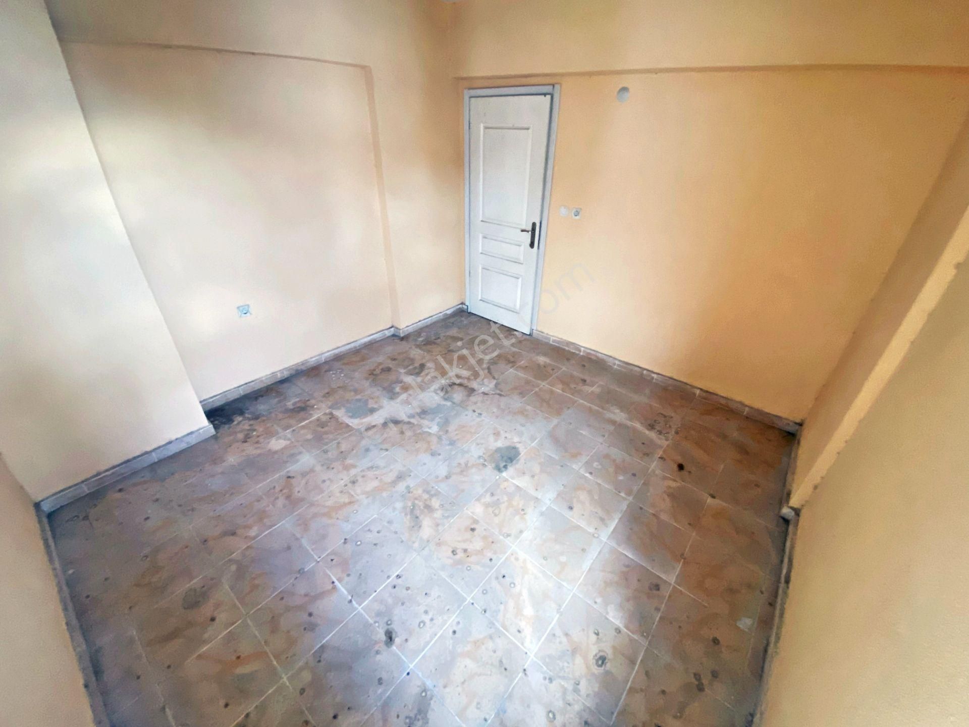 Aktif'ten Akçay'da Satılık Haftanın Fırsatı Bu Fiyata Kaçmaz 3+1 Ön Cephe Geniş Daire - Görsel 13