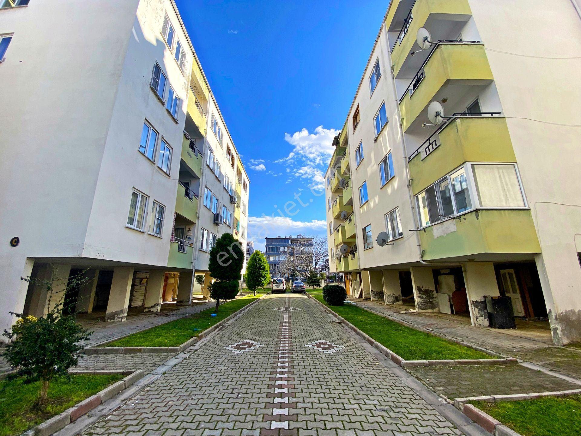 Aktif'ten Akçay'da Satılık Haftanın Fırsatı Bu Fiyata Kaçmaz 3+1 Ön Cephe Geniş Daire