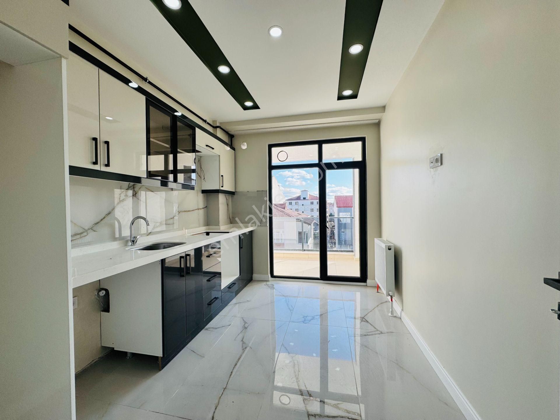 Güven'den Kapaklı'da Caddeye,servislere Yakın Kiralık 2+1 Daire - Görsel 11