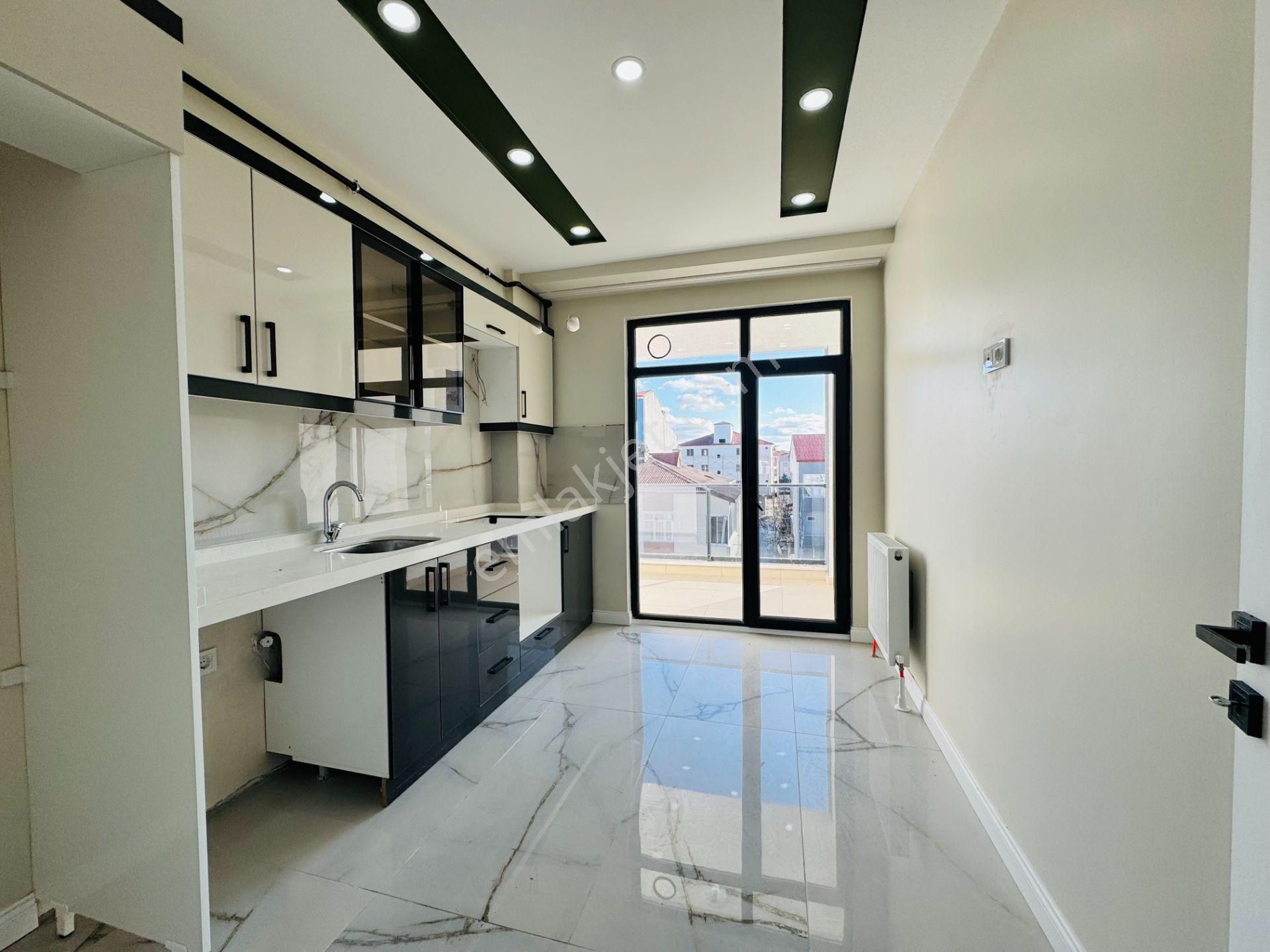 Güven'den Kapaklı'da Caddeye,servislere Yakın Kiralık 2+1 Daire - Görsel 9