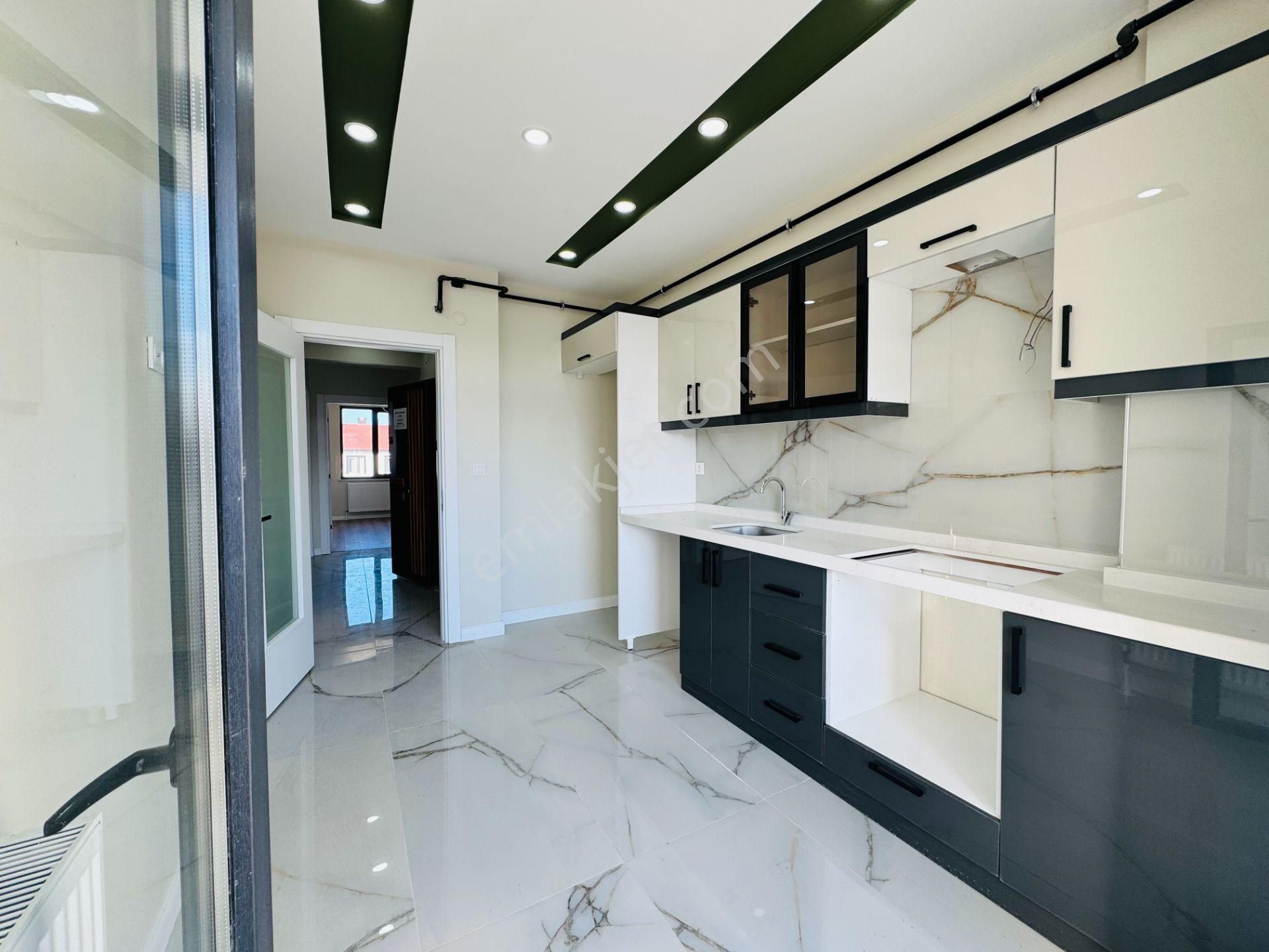 Güven'den Kapaklı'da Caddeye,servislere Yakın Kiralık 2+1 Daire - Görsel 10