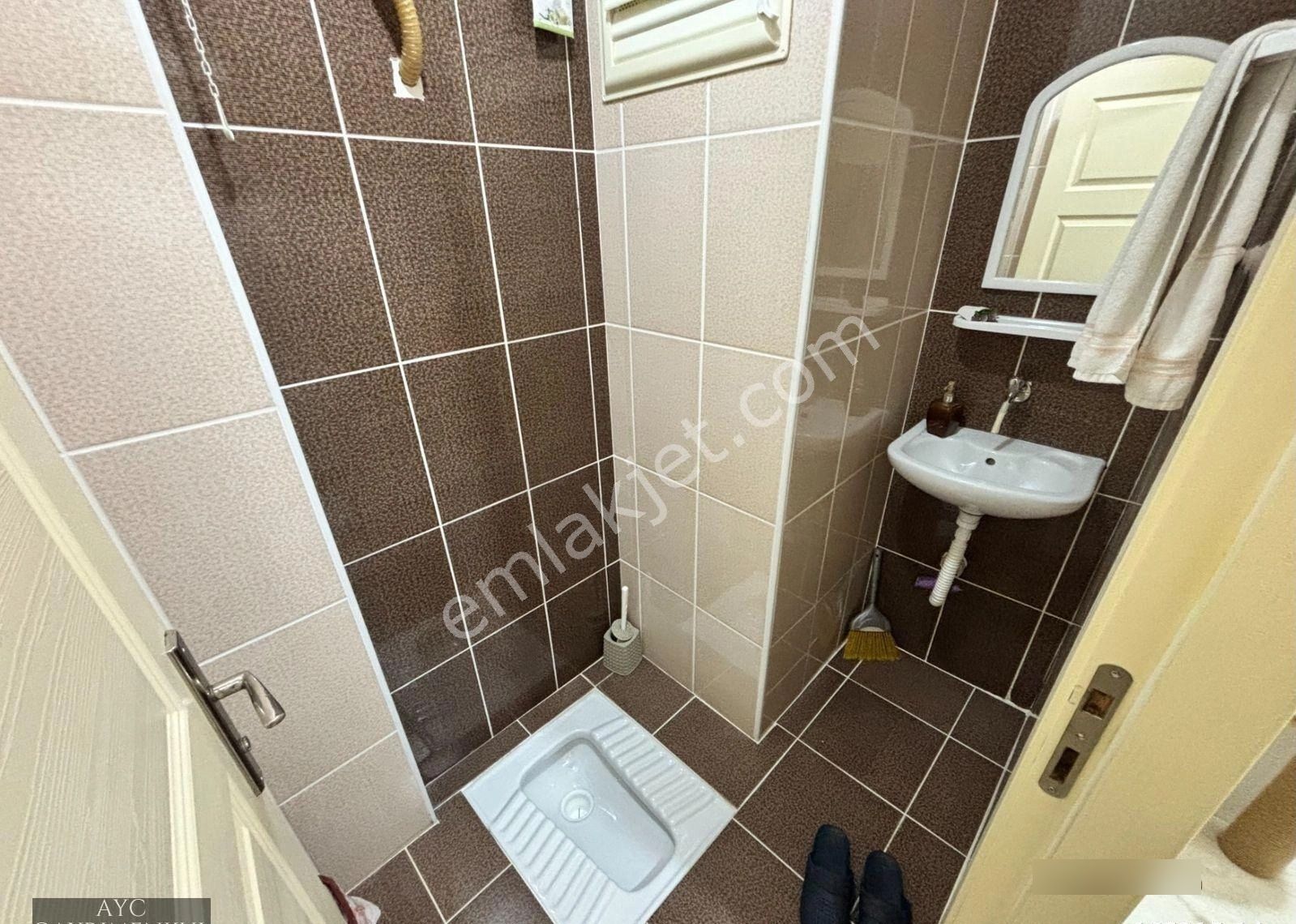 Çekmeköy Merkez Mh. 5+2 Satılık Dubleks Daire Bağımsız Girişli - Görsel 12