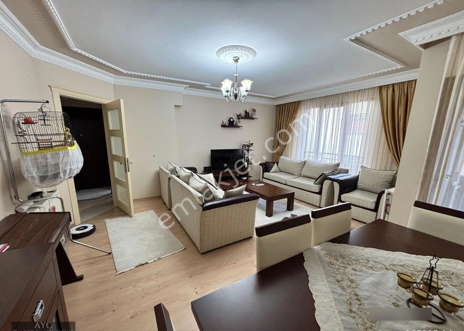 Çekmeköy Merkez Mh. 5+2 Satılık Dubleks Daire Bağımsız Girişli - Görsel 16