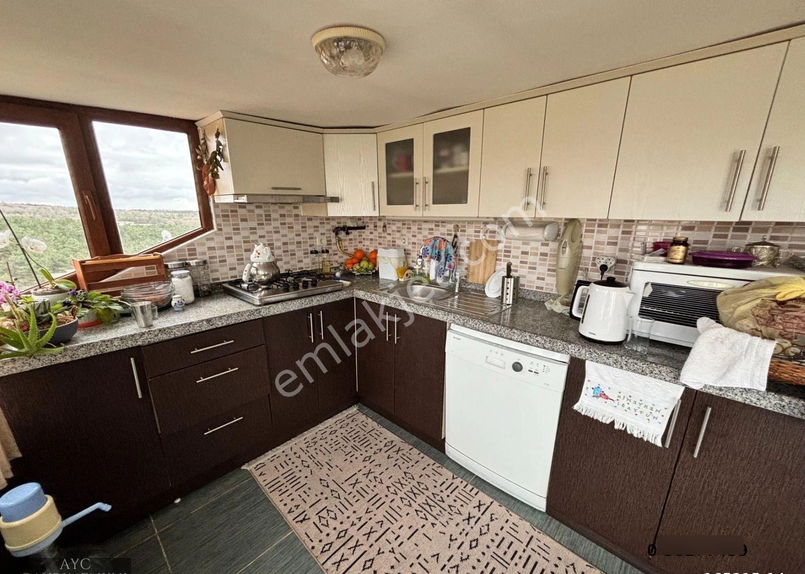 Çekmeköy Merkez Mh. 5+2 Satılık Dubleks Daire Bağımsız Girişli - Görsel 35