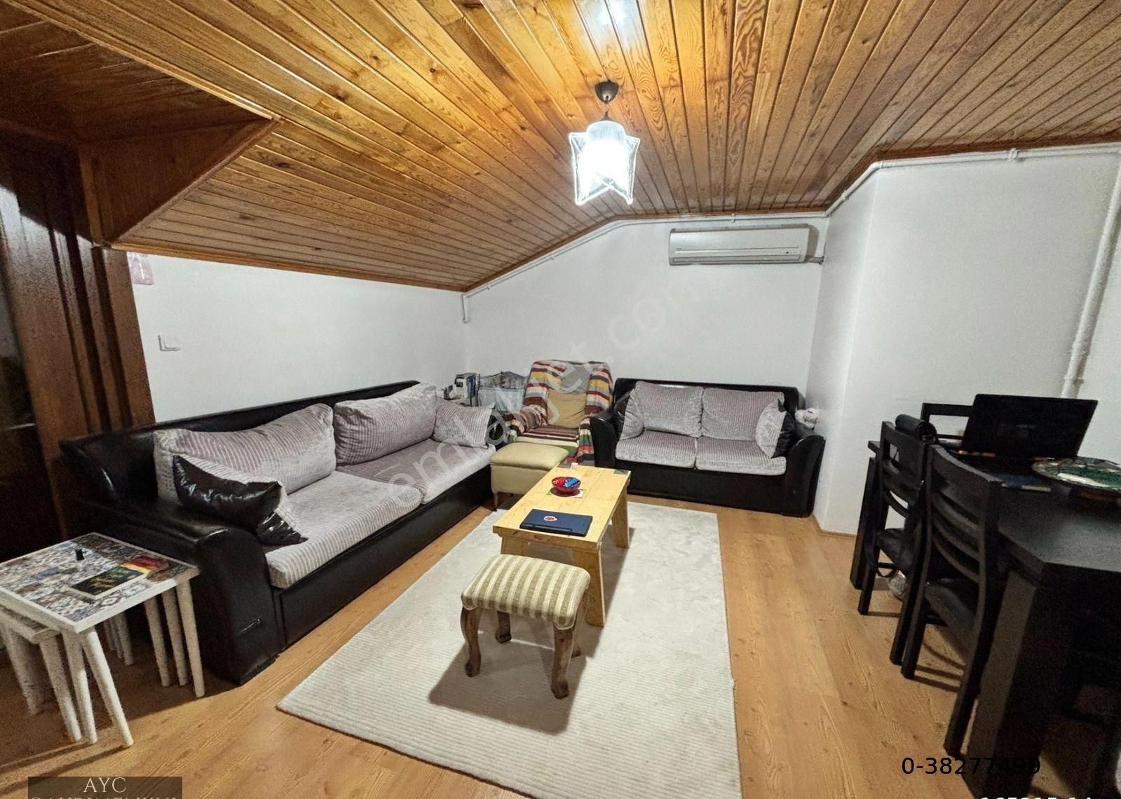 Çekmeköy Merkez Mh. 5+2 Satılık Dubleks Daire Bağımsız Girişli - Görsel 11