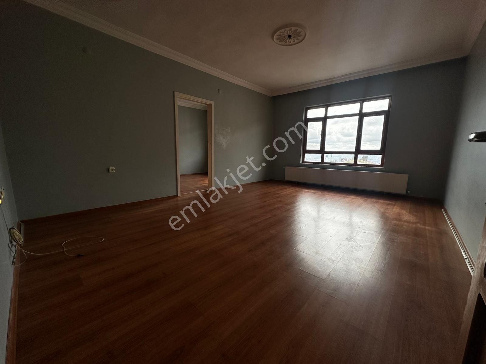 Osmangazi Ana Cadde Yanı Üst Katta 3+1 Kiralık Daire - Görsel 7