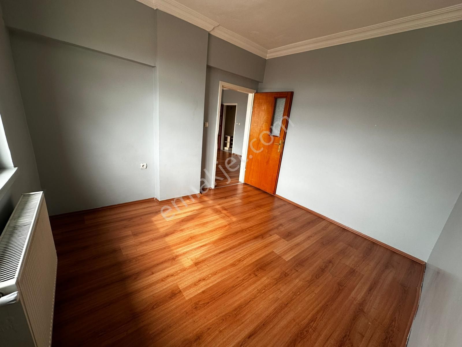 Osmangazi Ana Cadde Yanı Üst Katta 3+1 Kiralık Daire - Görsel 10